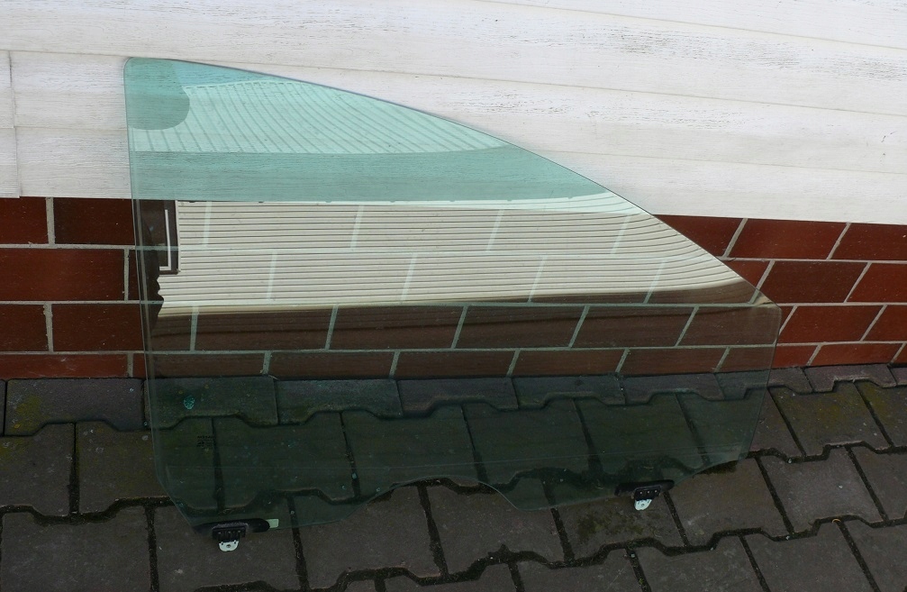 фото №1, Стекло дверь правый перед nissan quest iii 02-09