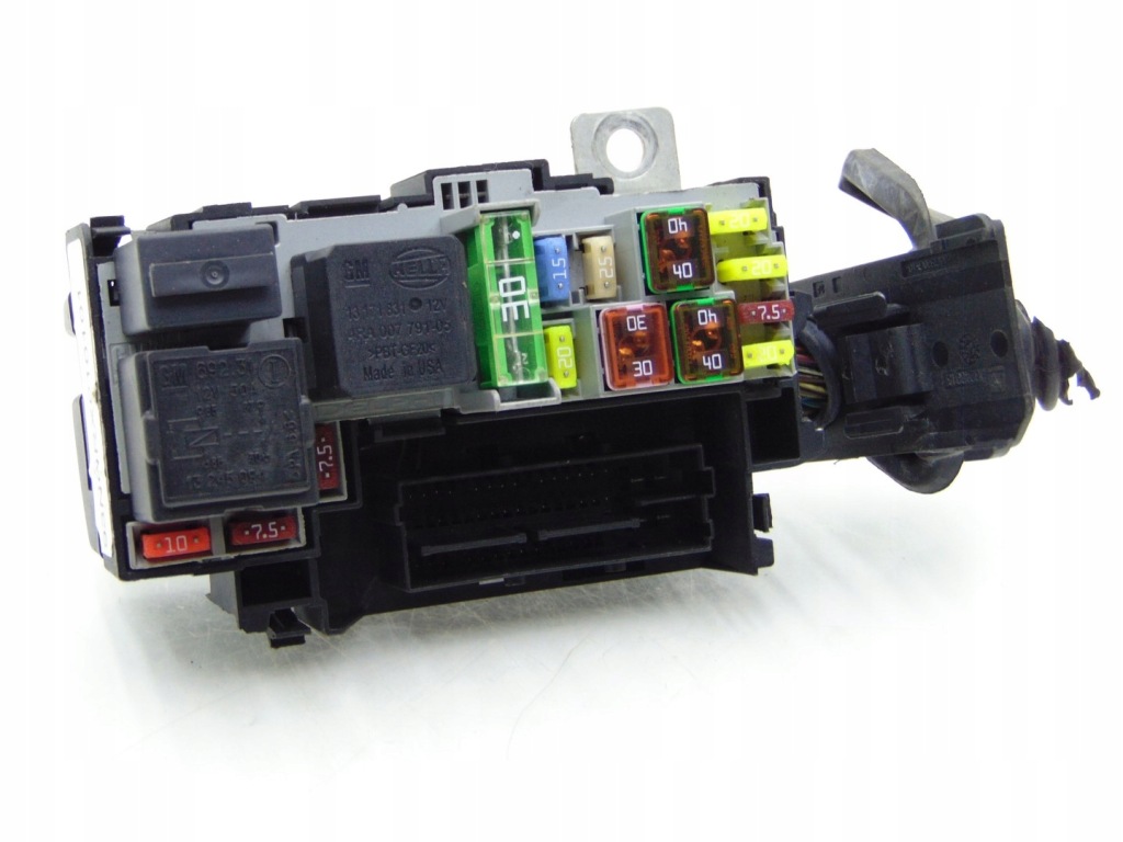 фото №1, Коробка предохранителей opel meriva b 1.4t a14nel