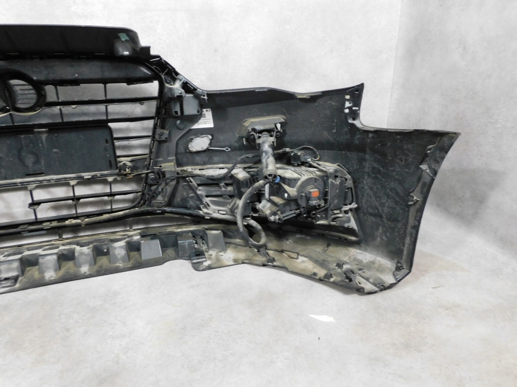 Audi a3 8v5 sedan бампер перед передній kompletny Доставка