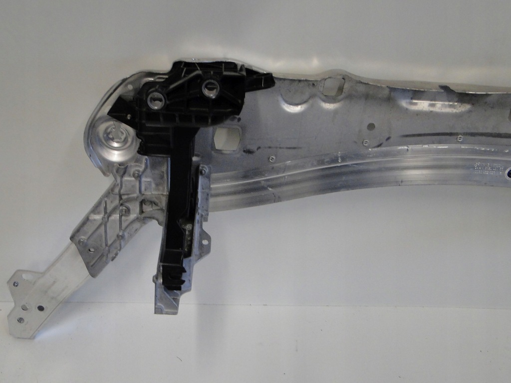 фото №9, Mercedes pas передний усилитель передний cls c257 coupe 257 w257