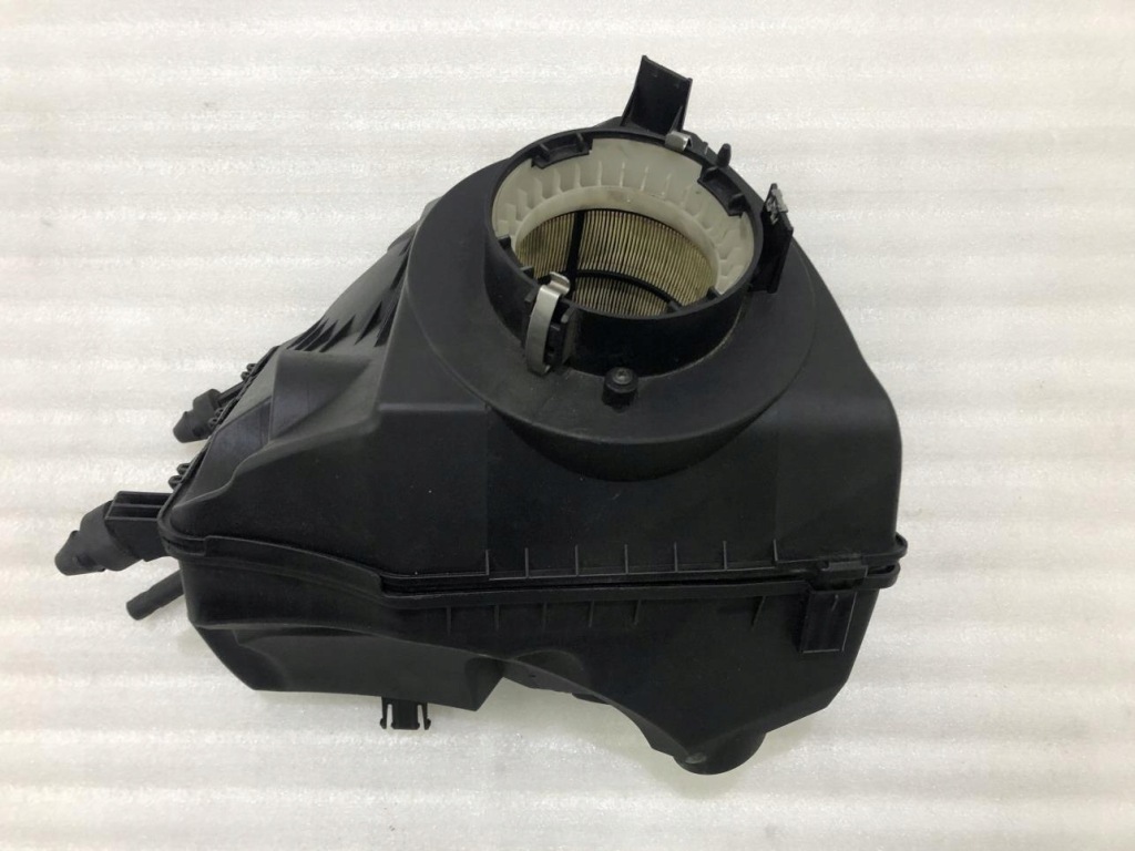 фото №1, Корпус фільтра повітря 4f0133835e audi a6 c6