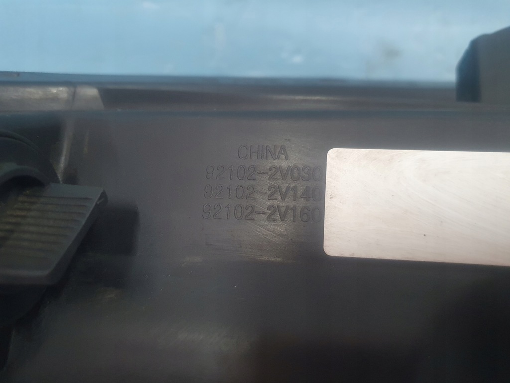 фото №6, Лампа hyundai veloster i звичайна + led права перед