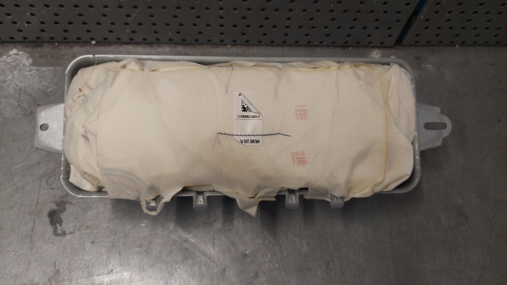 фото №1, Grand cherokee wk2 11-20r подушка подушка безпеки пасажира