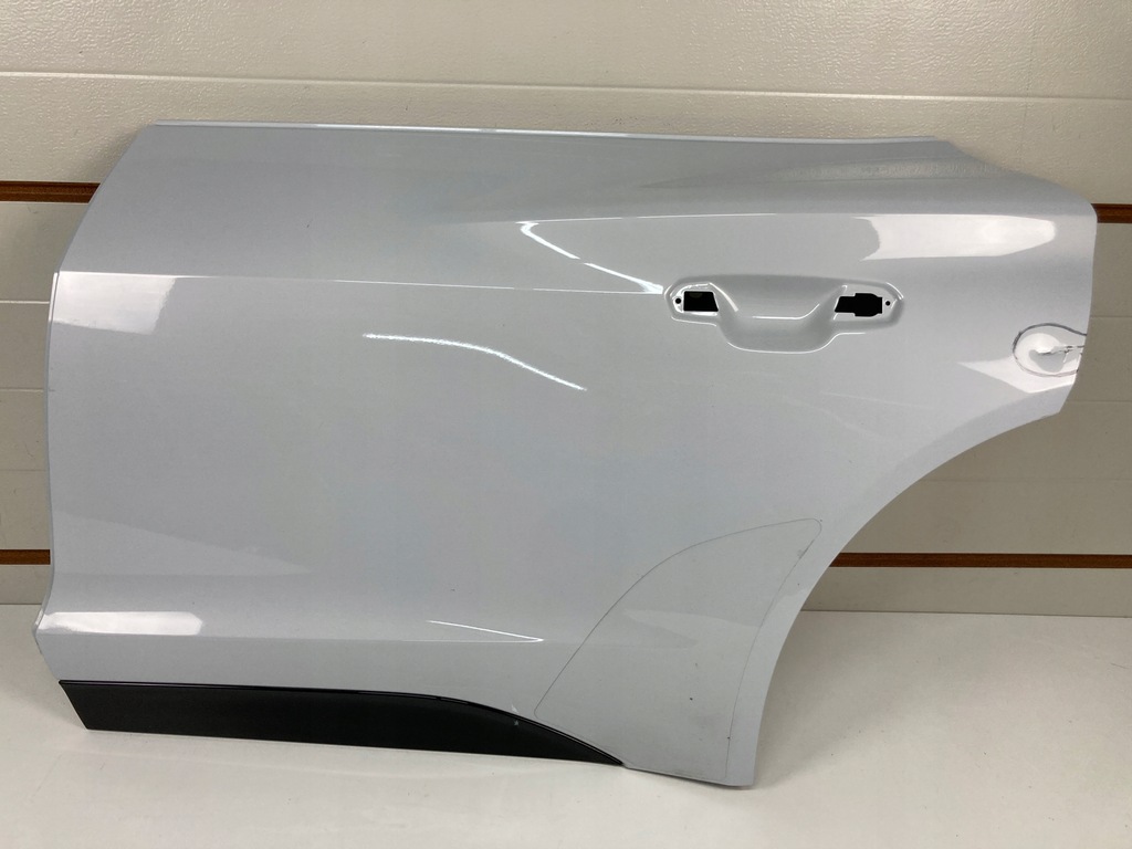 фото №1, Дверь левая задние audi e-tron gt