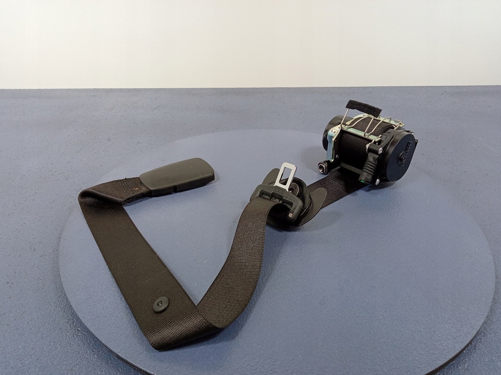 фото №1, Bmw 1 f40 pas безопасности перед правый 7456264