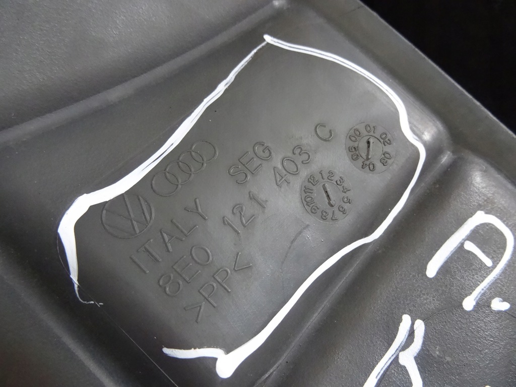 фото №5, Audi a4 b6 2.5tdi бачок розширювальний 8e0121403