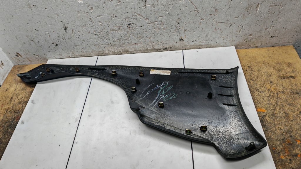 Захист тунель середнього ліва mercedes r klasa w251 a2516800307 Зі Шроту