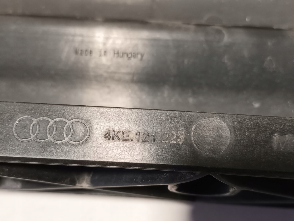 фото №8, Повітропровід повітря audi e-tron 4ke жалюзі впуск