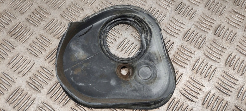 Mercedes-benz cls c218 x218 2012 горловина / вкладыш заливной топлива в Украине