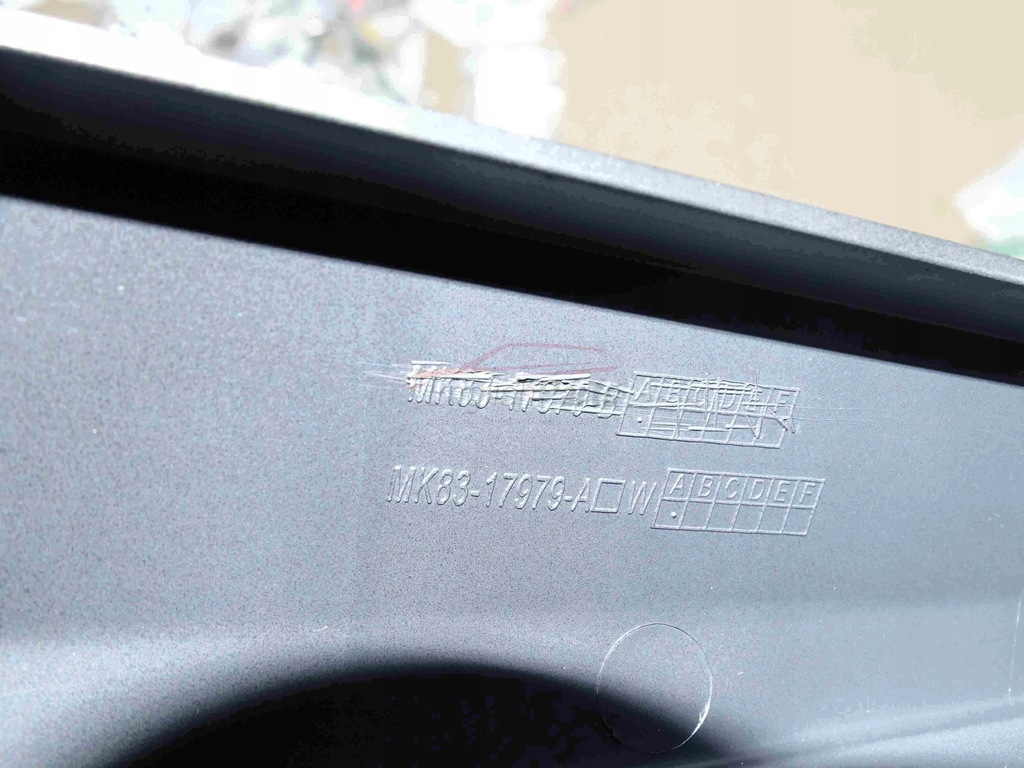 фото №11, Nowa оригінальна молдинг накладка спойлер бампера jaguar f-pace 21- t4a37995