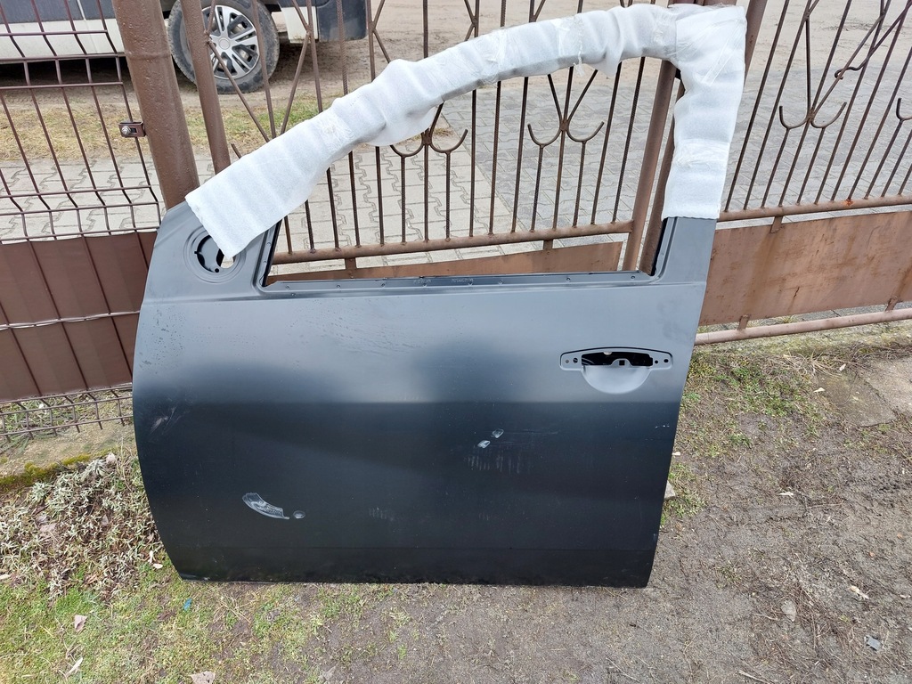 фото №1, Dacia duster дверь левая передние 10-