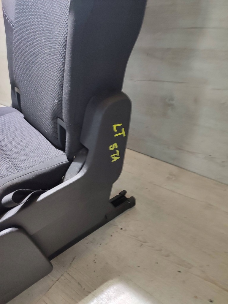 фото №5, Volkswagen touran iii 2020 задняя сторона левая сиденье заднее сиденье