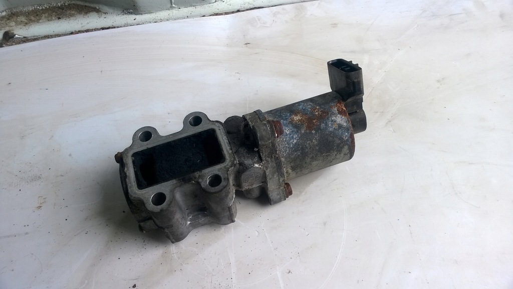 фото №1, Toyota corolla verso - клапан egr denso