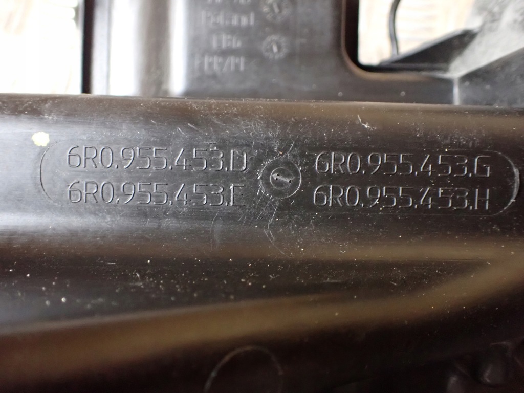 фото №8, Бак омывателя моторчик skoda fabia iii 6v0955449 11323