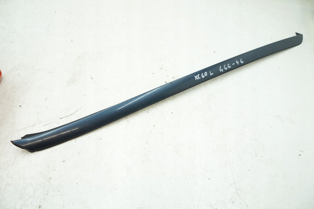 фото №1, Volvo xc60 молдинг стекло лобовое левый перед 466-46