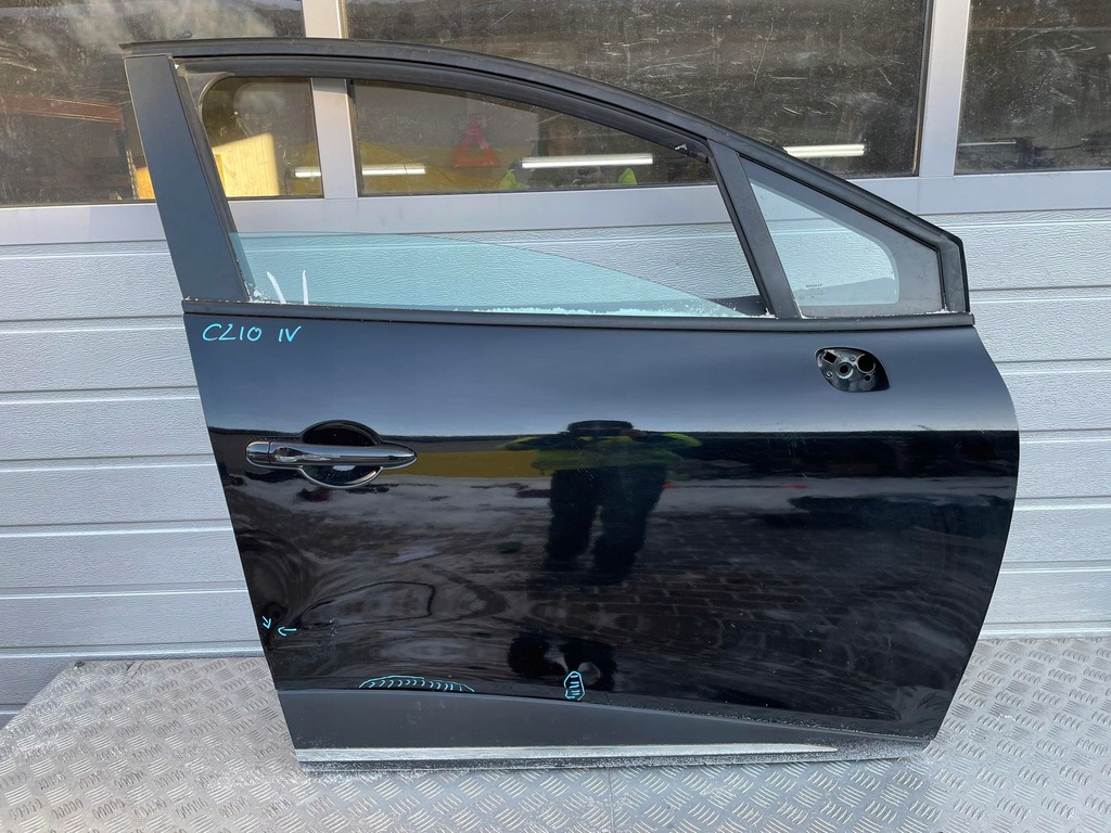фото №1, Renault clio iv двері правий перед