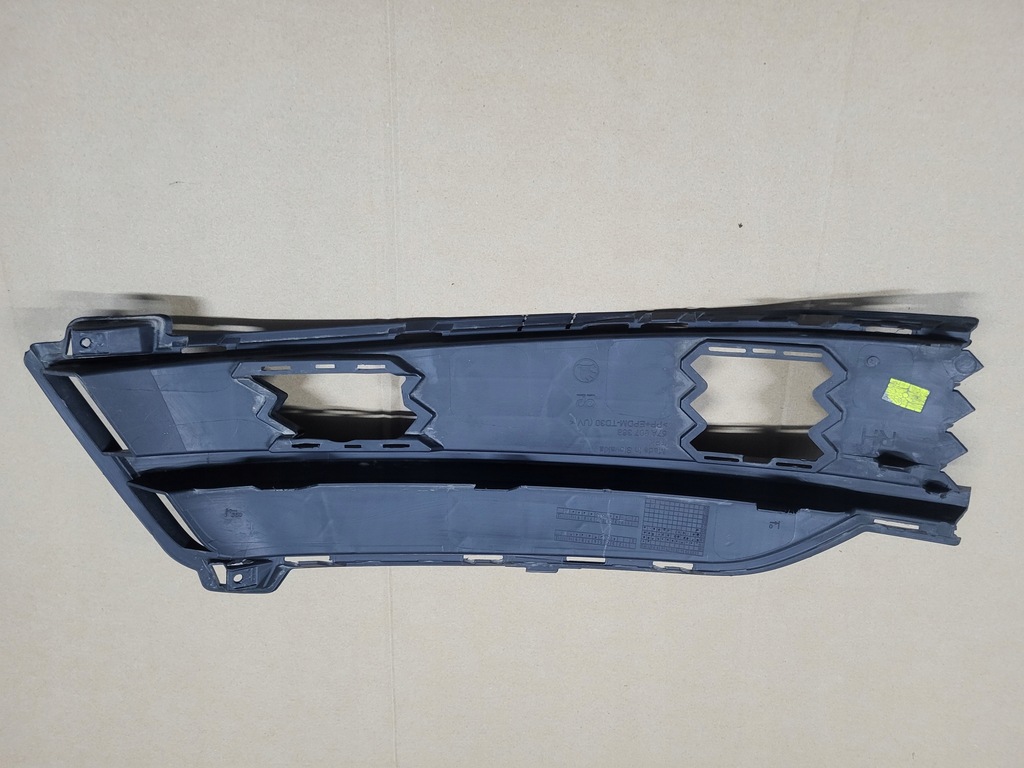 фото №6, Skoda karoq решітка бампера передній перед права