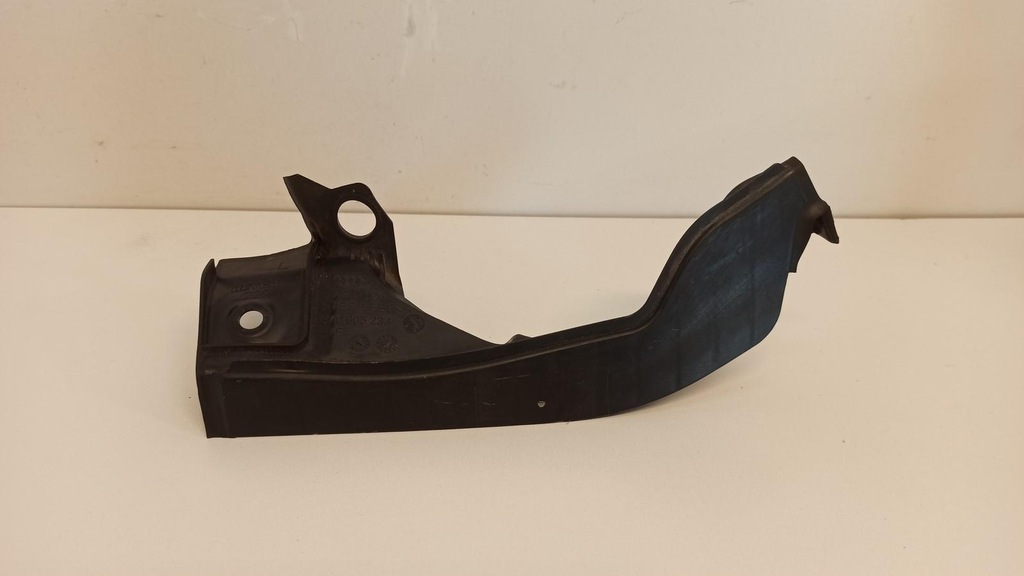 фото №4, Audi a3 8y молдинг жабо левая 8y0805233