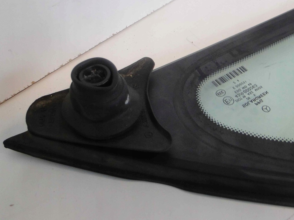 фото №8, Mercedes r w251 251 стекло боковая задняя правая 2006