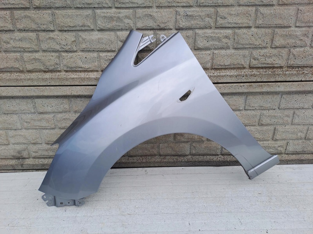 фото №1, Mazda 5 v 10-18 крила передній лівий