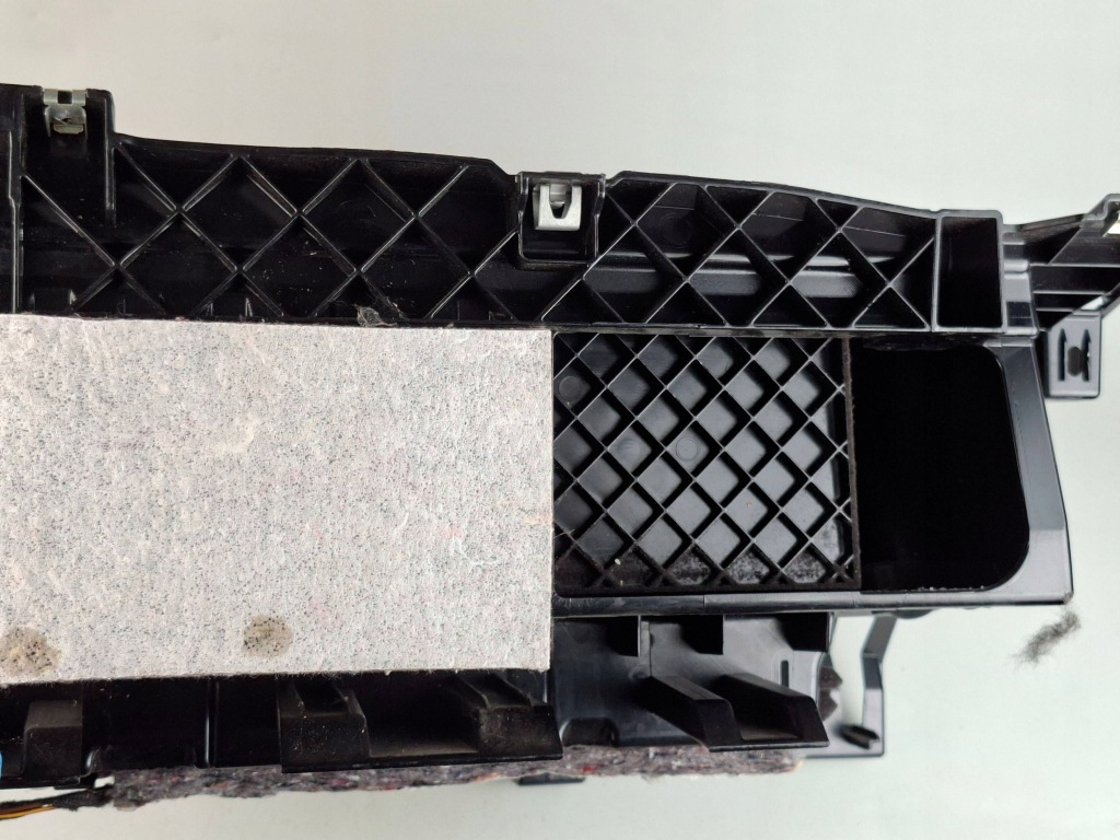 фото №9, Бардачок bmw x1 e84 9229915