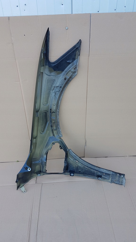Крыло  перед левое  audi e-tron e tron 4ke 19- Киев
