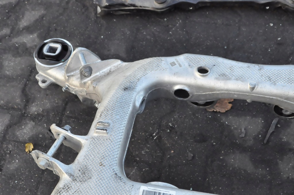 фото №6, Bmw 5 g60 530e plug-in hybrid 2.0 299km балка подвеска задняя подрамник 8831012