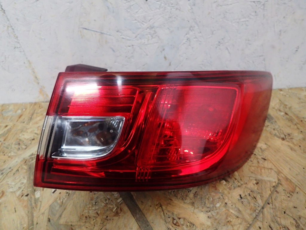 фото №1, Лампа правая задняя правый задняя renault clio 4 iv hb