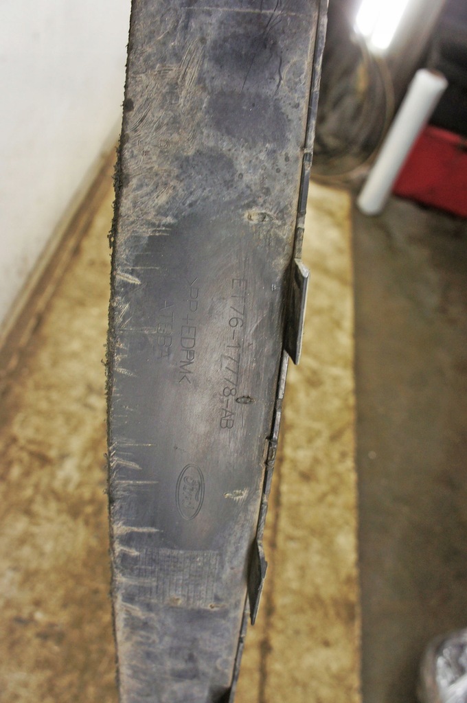 фото №7, Oq025 ford transit courier молдинг бампера перед