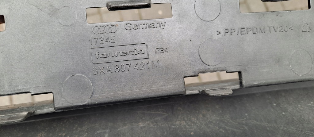 фото №8, Audi a1 lift s line диффузор спойлер накладка бампера задняя 8xa807421m