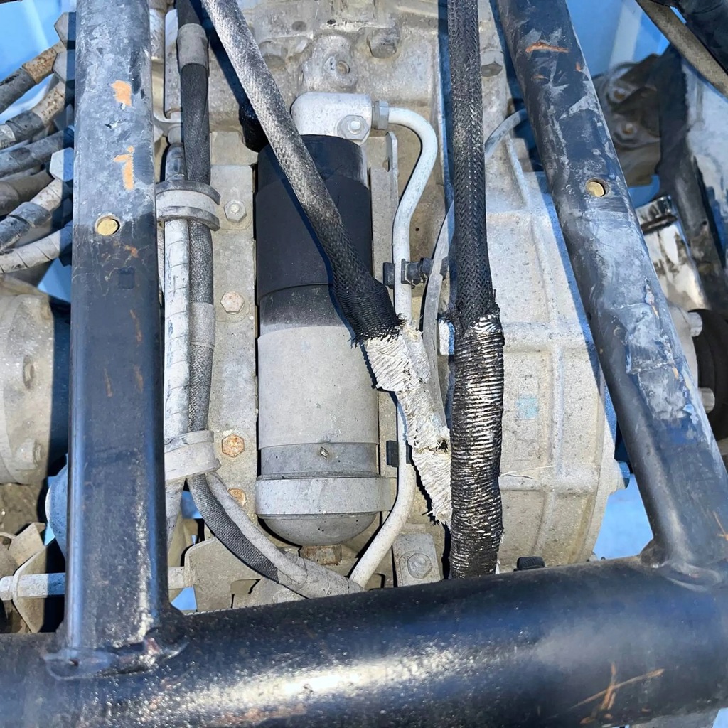 фото №13, Підвіска задня коробка передач maserati quattroporte