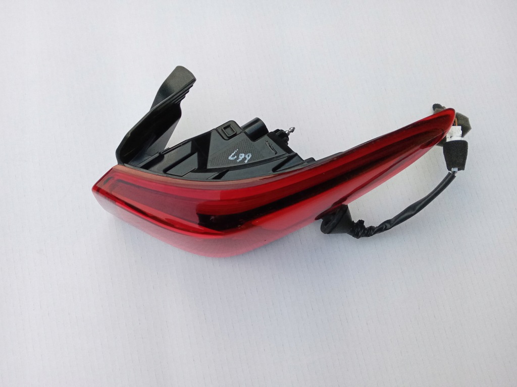 фото №10, Hyundai kona 20- лампа задняя задняя правая/левая lift