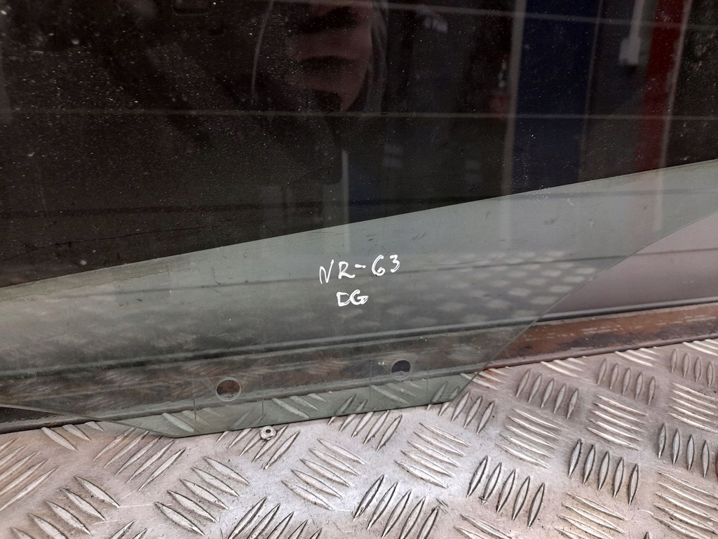 фото №6, Audi a3 s3 8v 2016 задня сторона права скло двері задніх