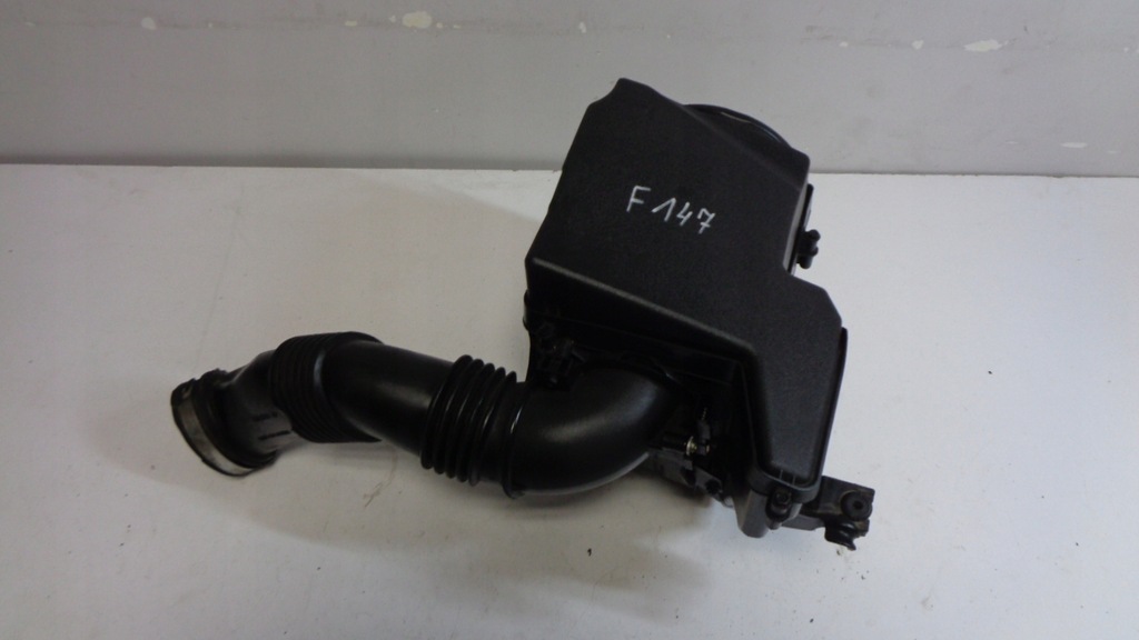 фото №1, Volvo s40 ii kuga mk1 корпус фильтра воздуха