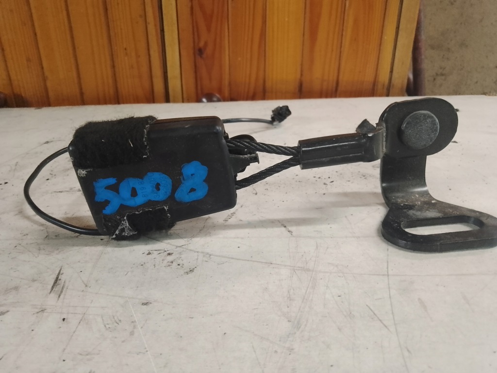 фото №1, Кліпса поперечина задня peugeot 5008 9681982580