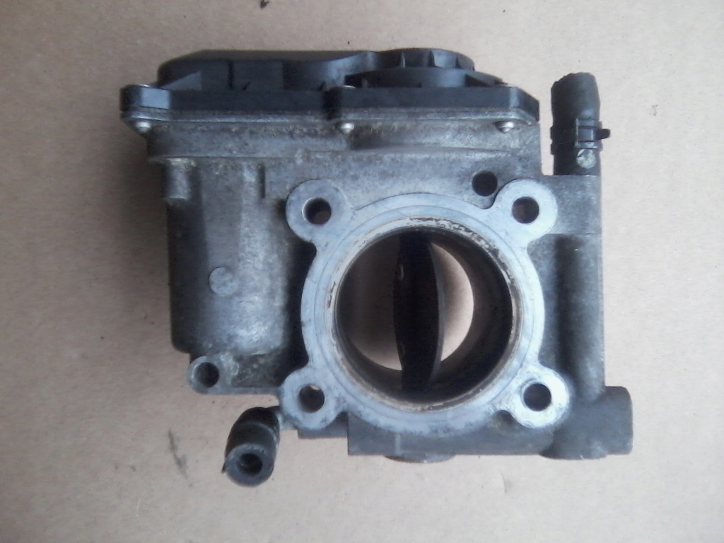 фото №3, Mazda 3 6 cx-7 2,2 citd дроссельная заслонка r2aa136b0