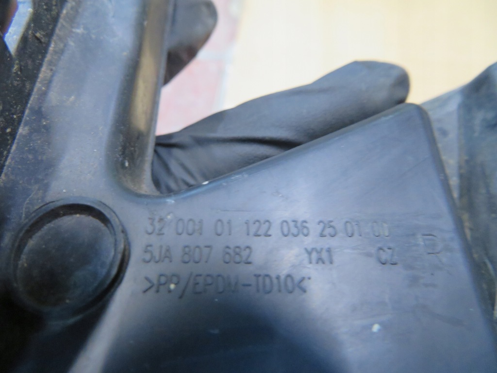 фото №6, Решітка радіатора решітка w бампер права skoda rapid 2012-