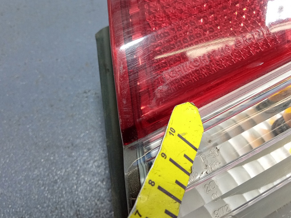 фото №7, Nissan maxima qx a32 лампа задняя правая задняя