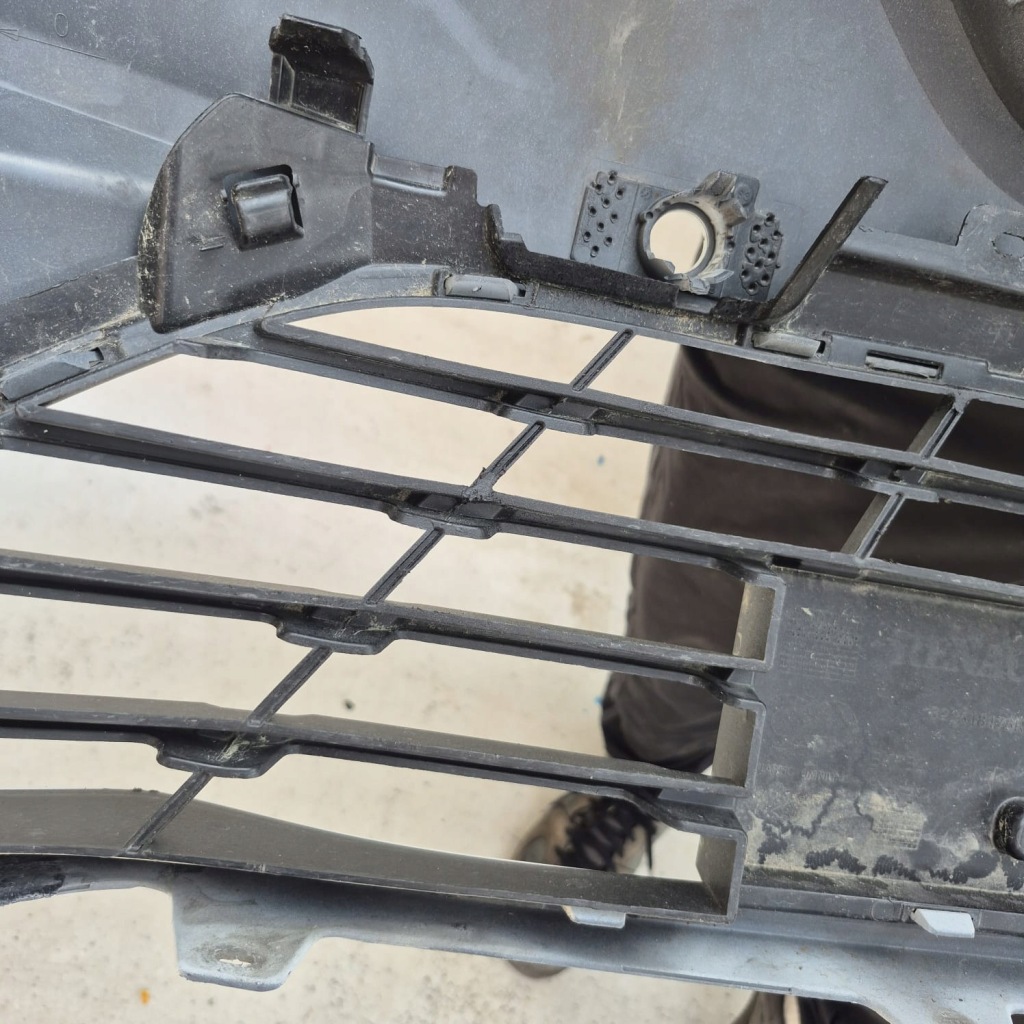 Renault megane iv 4 рестайлінг  20-24 бампер перед передній pdc 622548476r Оригінал