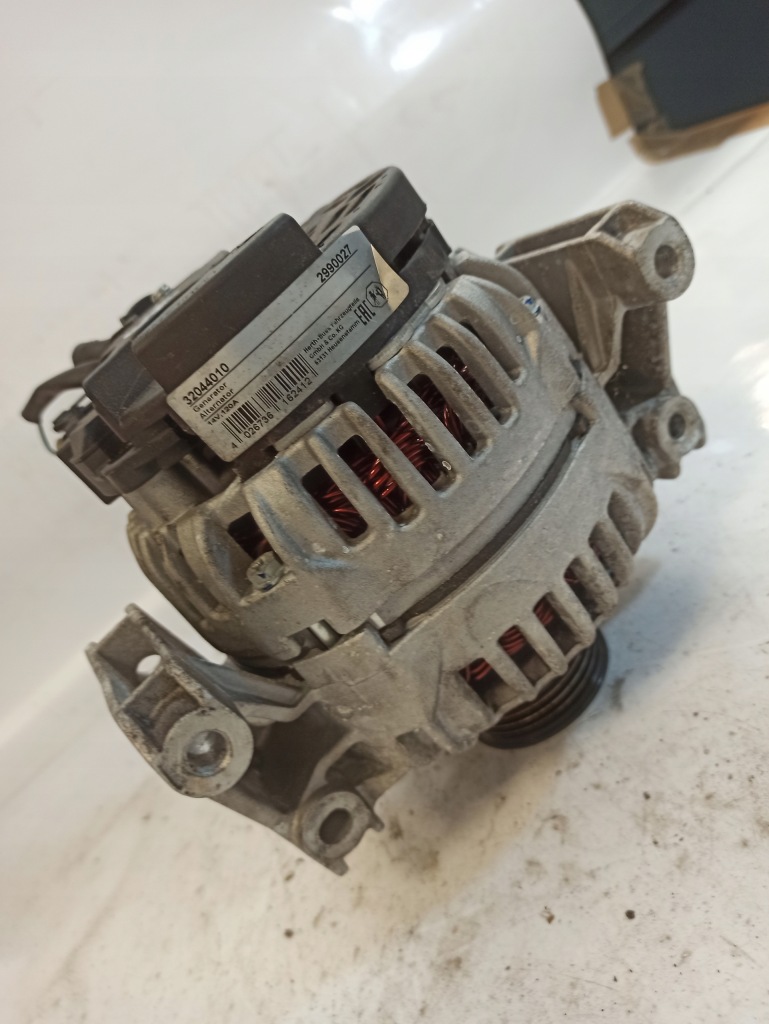 Opel vectra c 2.2 b 16v генератор 32044010 2990027 z22se в Україні