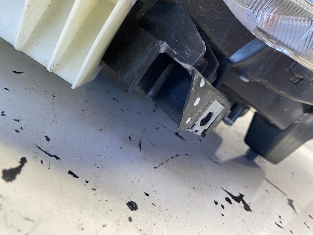 фото №8, Nissan leaf i лампа левый перед led 26060-3nf5a