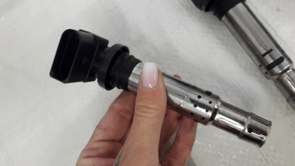 фото №12, Катушка зажигания audi a3 8p golf v 1.6 fsi bag