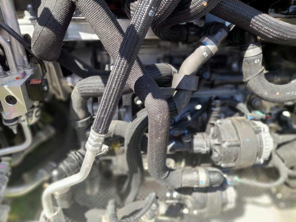 фото №1, Citroen e-c4 электрик шланг соединитель wody магистраль водяная