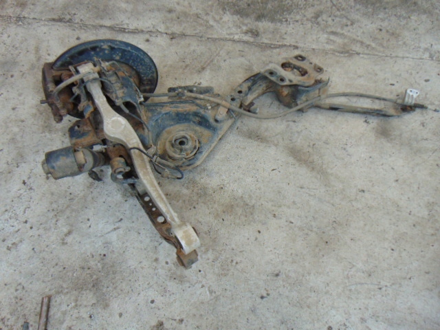 фото №1, Koleos 1 i 2.0 dci 4x4 поворотный кулак рычаги левая задняя