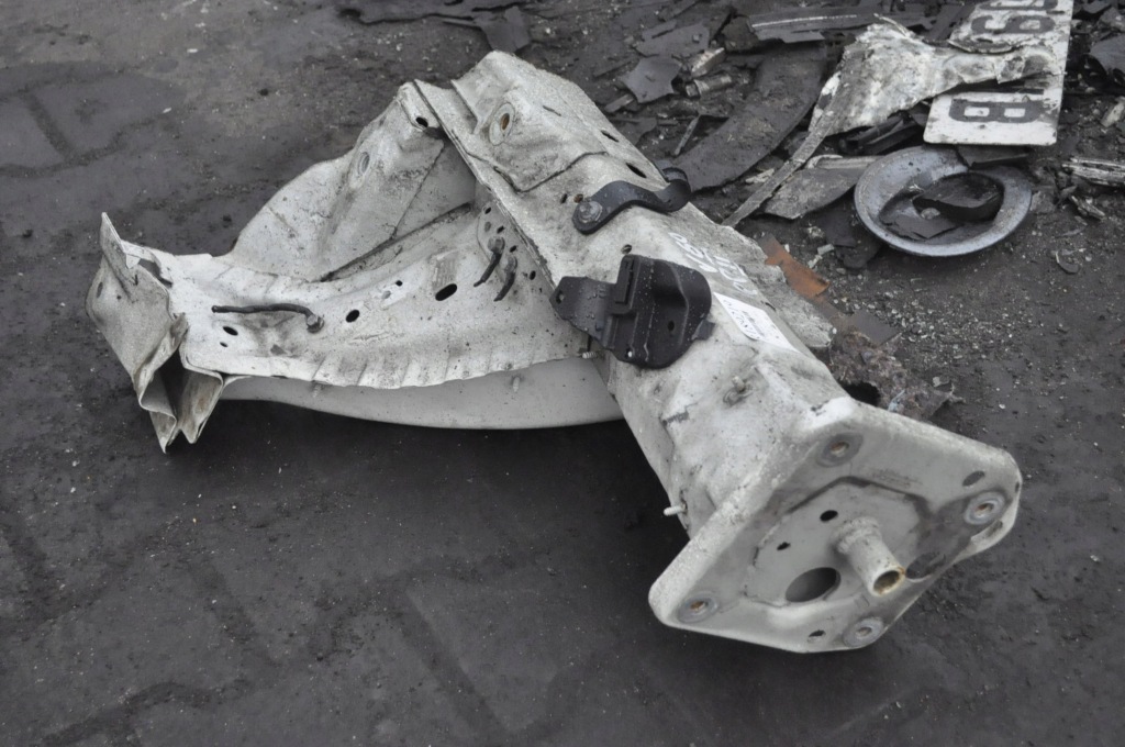 фото №3, Volvo s60 ii v60 четверть лонжерон правая перед