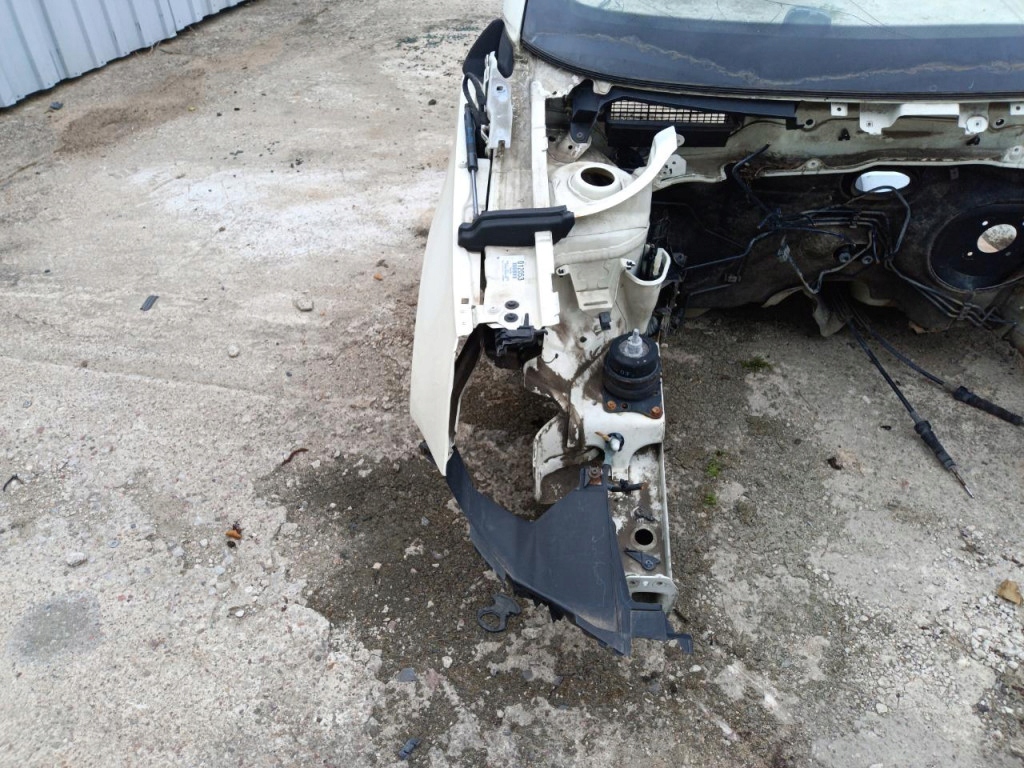 фото №1, Audi a1 8x чверть лонжерон права перед