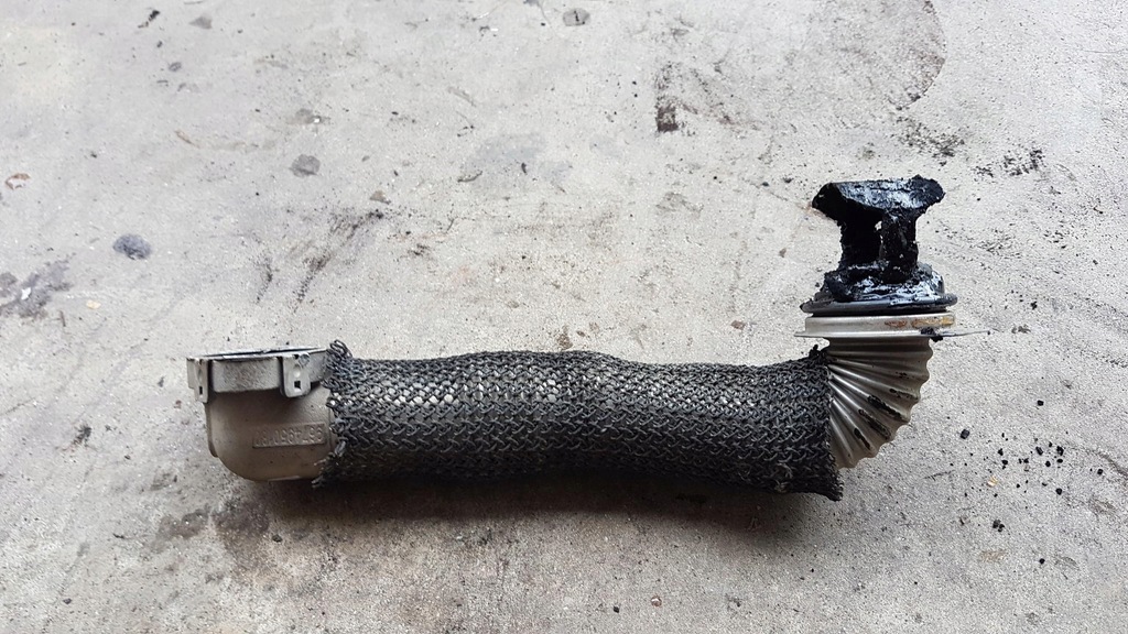 фото №1, Труба вихлопних газів egr focus mk3 1.6 tdci 2012 ford