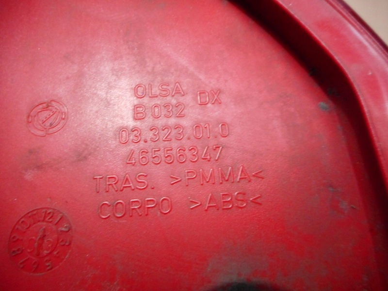 фото №3, Alfa romeo 147 3d лампа правый задняя w крыло europa