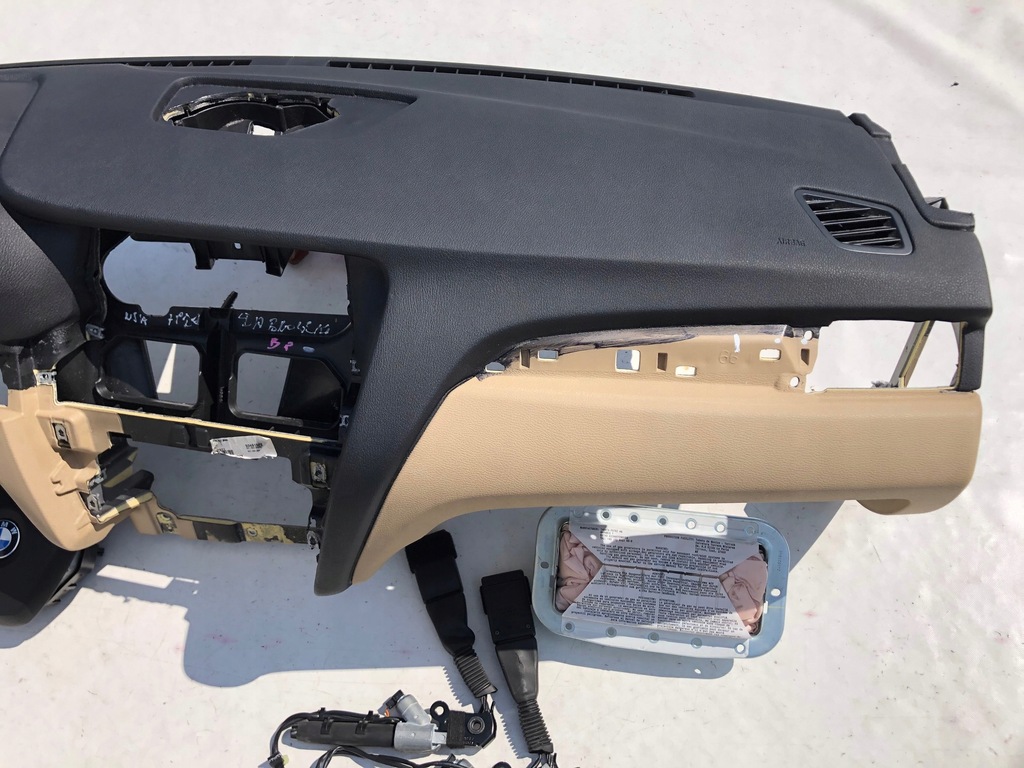 фото №7, Bmw x3 f25 beż приборная панель приборная панель консоль подушки безопасности ремни