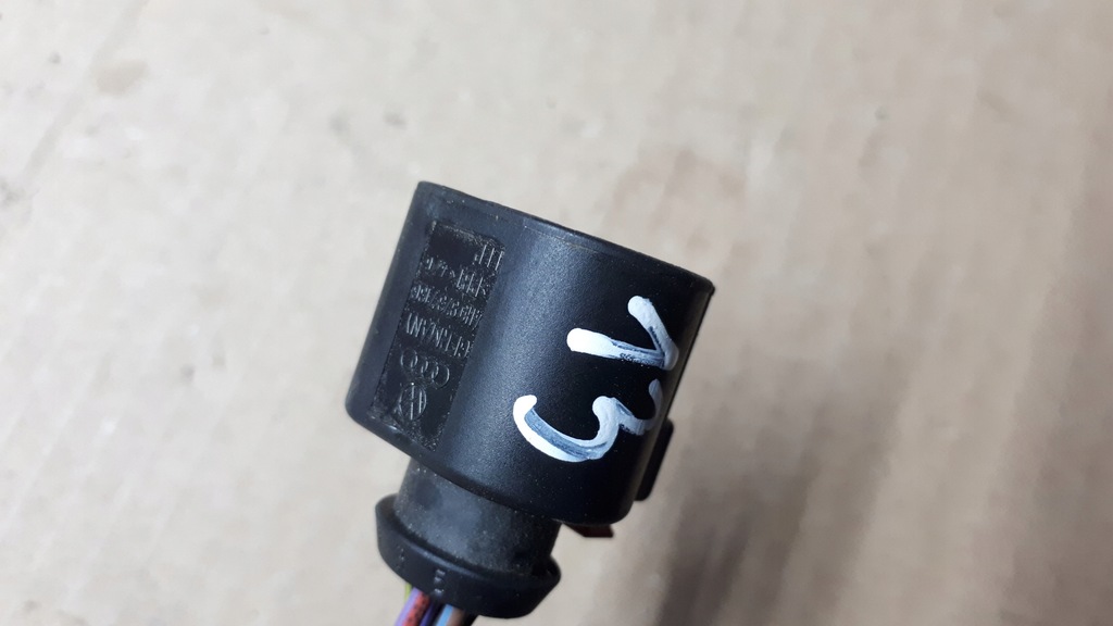 фото №7, A4 b9 lift штекер колодка 4h0973713g a5 8w q5